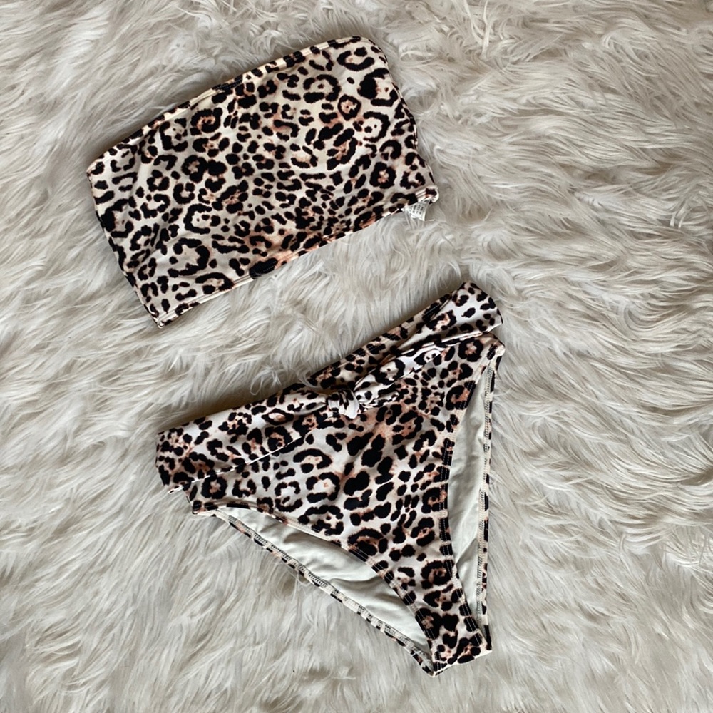 Like 🆕 🐆 Forever 21 Bandeau High Waist Cheetah Print Bikini Set